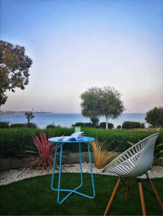 Governors Costas Apts * Governor's Beach