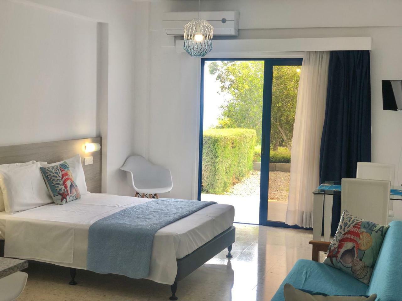 Governors Costas Apts Appartement Governor's Beach